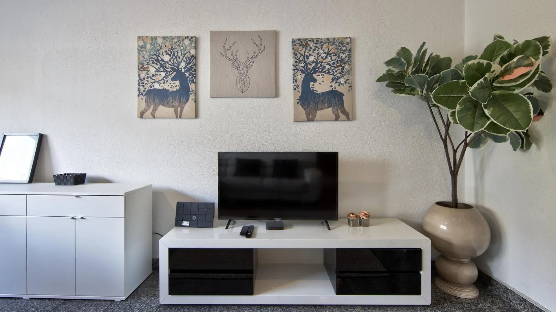 Pontinha Typical By Homing Apartment Lisbon Portugal